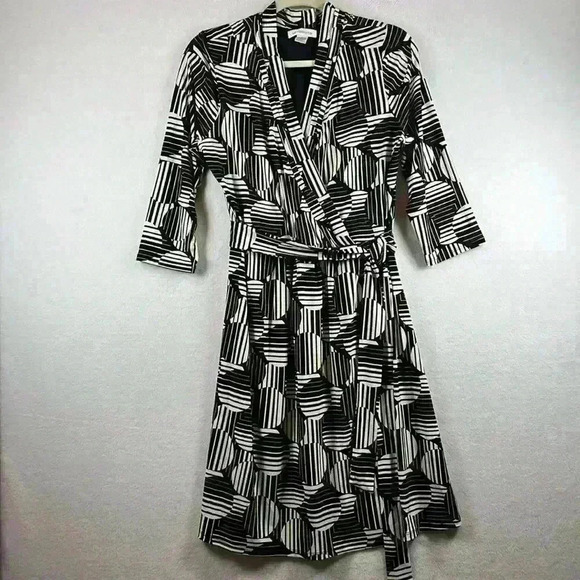 Liz Claiborne Women’s Dress Size Large Black & White Geometric Print Work Office - Picture 1 of 11